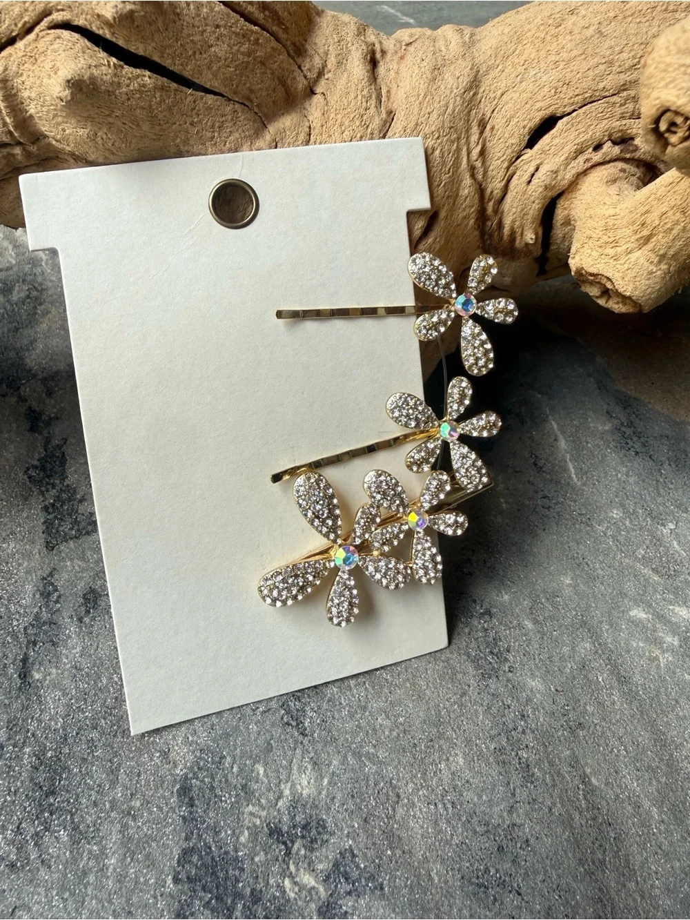 New🌟Anthropologie-Rhinestone Flower Bobby Pins - Gold Tone